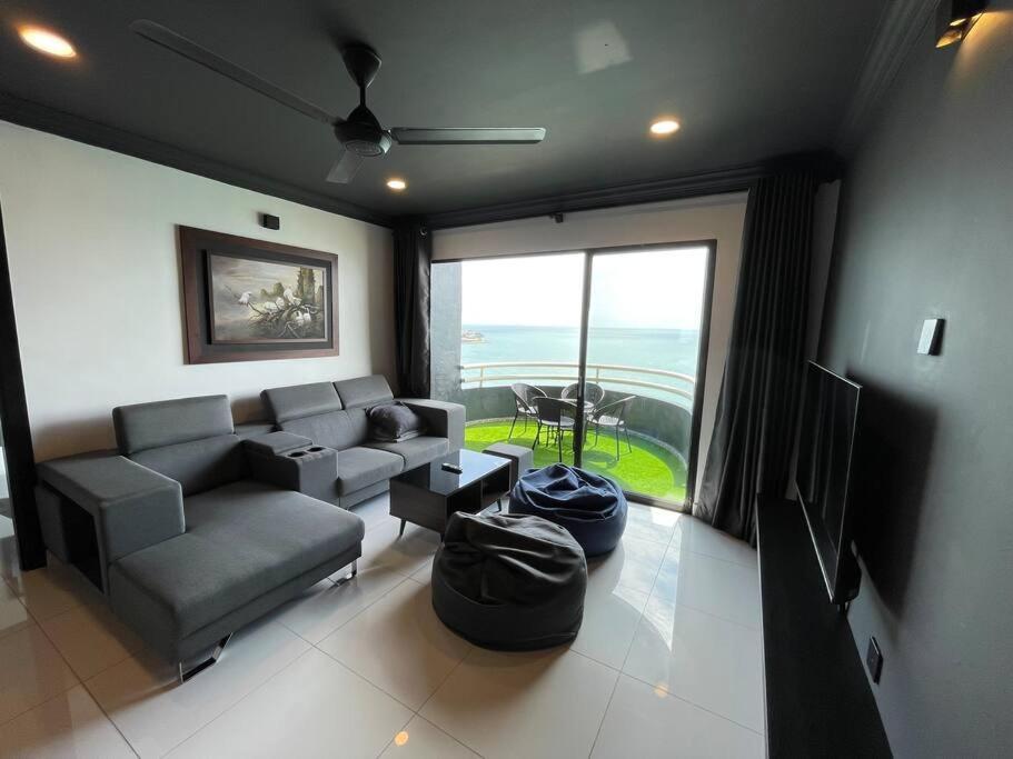 The Arena Tanjung Tuan Port Dickson Apartment Exterior photo